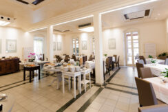 SALA DELL ARMONIA RISTORANTE CON VERANDA GIARDINO