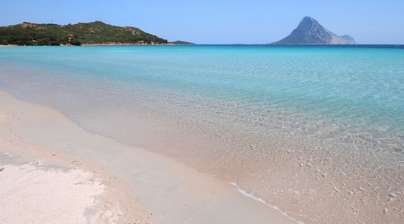 wonderful-sardinia_slider_san-teodoro-3