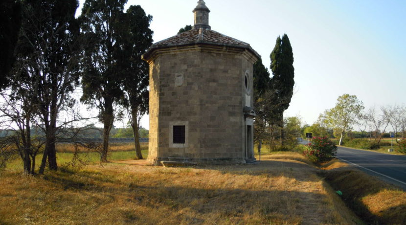 Davanti San Guido Bolgheri Carducci Simone Maria della Gherardesca oratorio chiesa 3