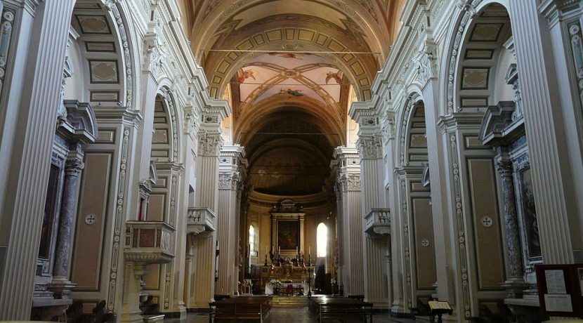 Massa duomo navata centrale di Davide Papalini - Opera propria con licenza CC BY-SA 3.0 tramite Wikimedia Commons