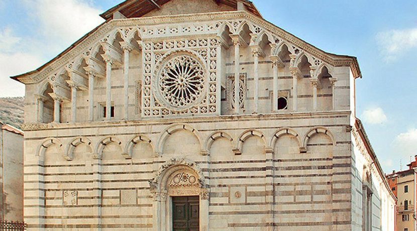 carrara_citta_001_duomo
