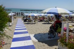 spiaggia-accessibile_cupra-marittima_liberty-casa-albergo