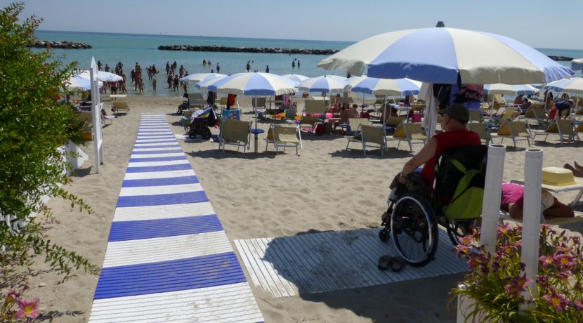 spiaggia-accessibile_cupra-marittima_liberty-casa-albergo