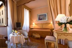 Deluxeroom