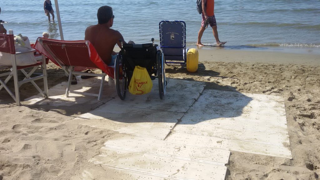 CORSO DI FORMAZIONE “COME RENDERE ACCESSIBILE A TUTTI UNO STABILIMENTO BALNEARE” RIVOLTO AI BALNEARI E ASSISTENTI BAGNANTI